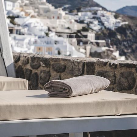 Solstice Luxury Suites Oia  Exterior photo
