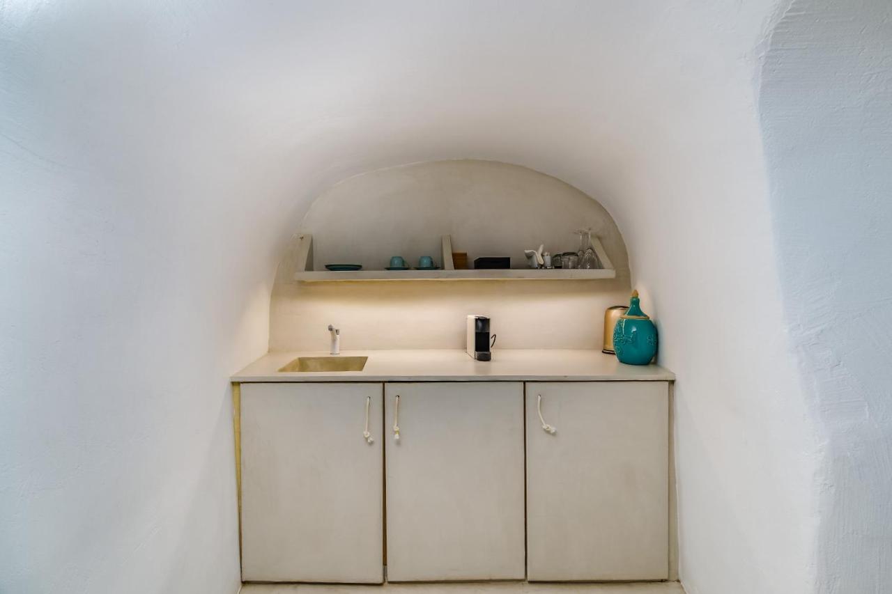 Solstice Luxury Suites Oia  Exterior photo
